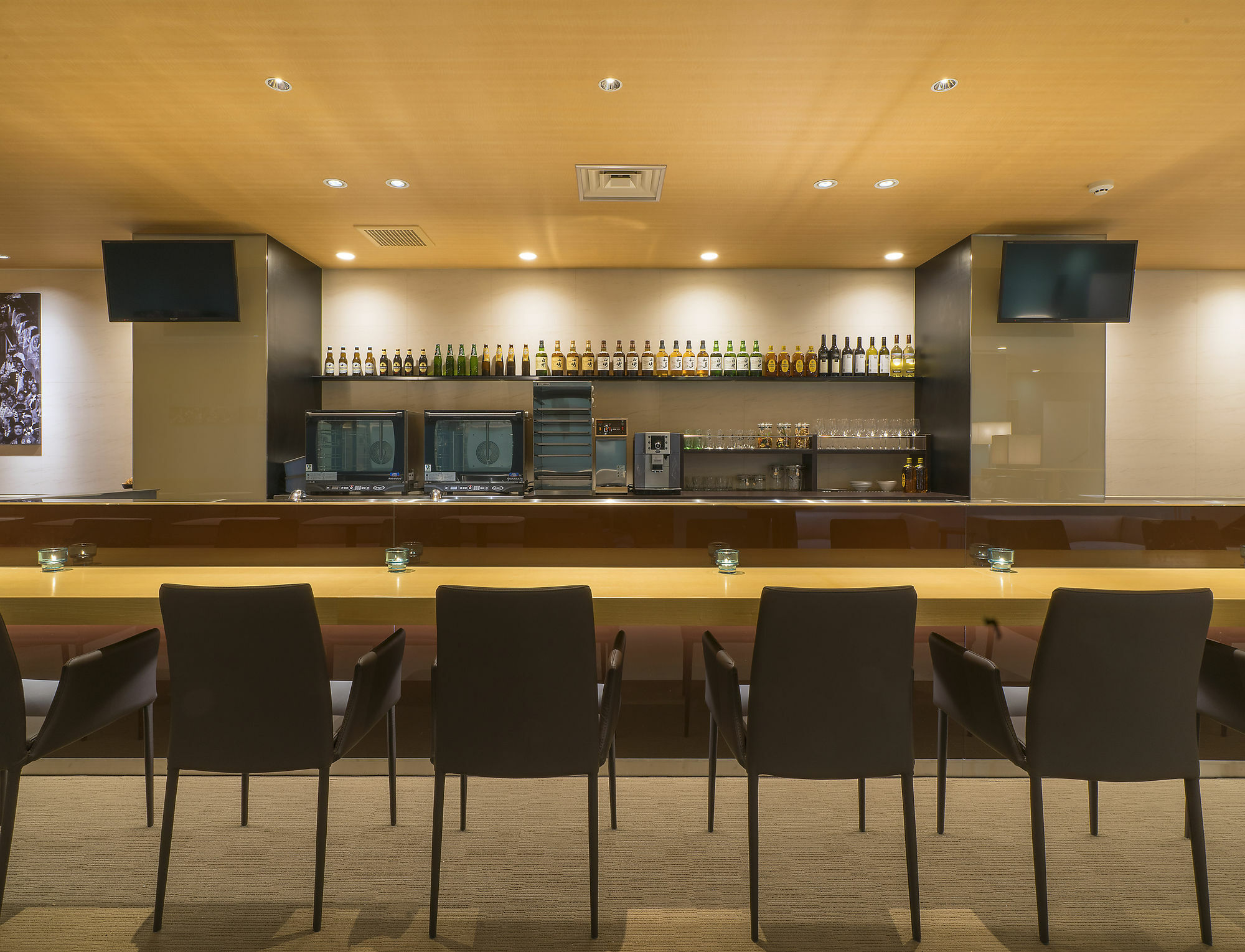 First Cabin Shinbashi Atagoyama Tokyo Exterior photo